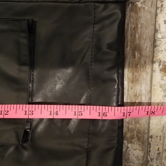 American Bazi Black Faux/Vegan Leather Crop Moto Jacket with Bungee Cinch Waist - Picture 12 of 16